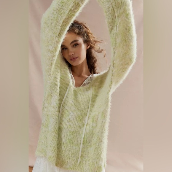 Kimchi Blue Priscilla Fuzzy Pullover Sweater - Picture 2 of 12